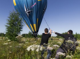 «Дарую земли, над которыми вы пролетели». Как проходил фестиваль воздушных шаров в Переславле-Залесском
